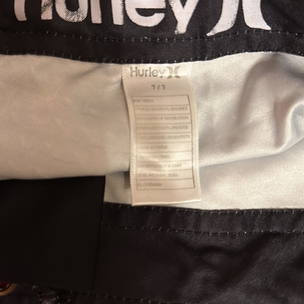 Boys size 7 bundle of Batman shorts & top. And Hurley swim trunks. - Picture 5 of 12